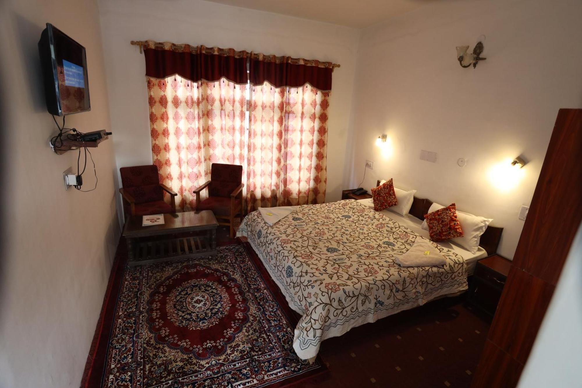 Hotel Jan Palace Лех Экстерьер фото