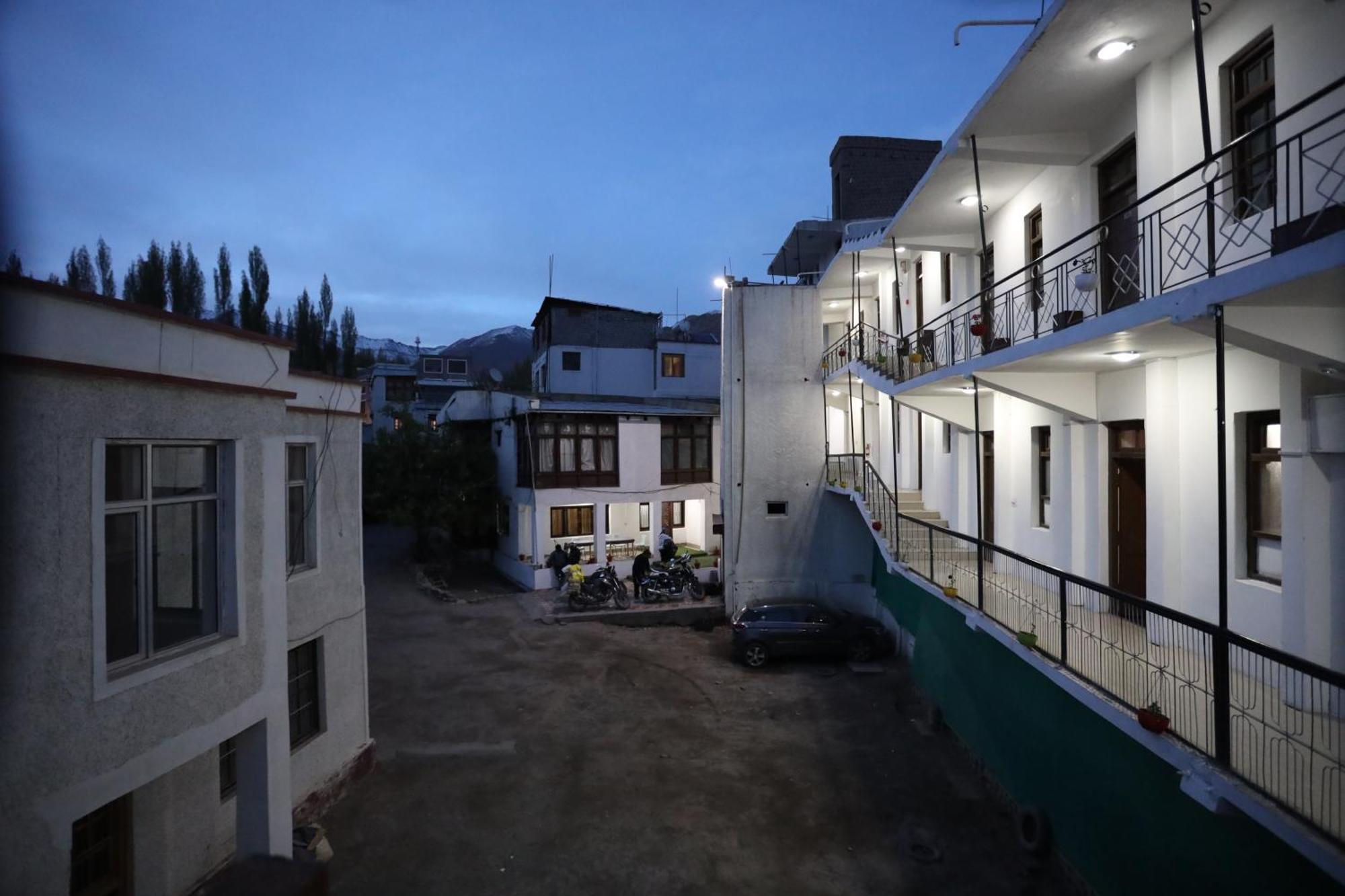 Hotel Jan Palace Лех Экстерьер фото